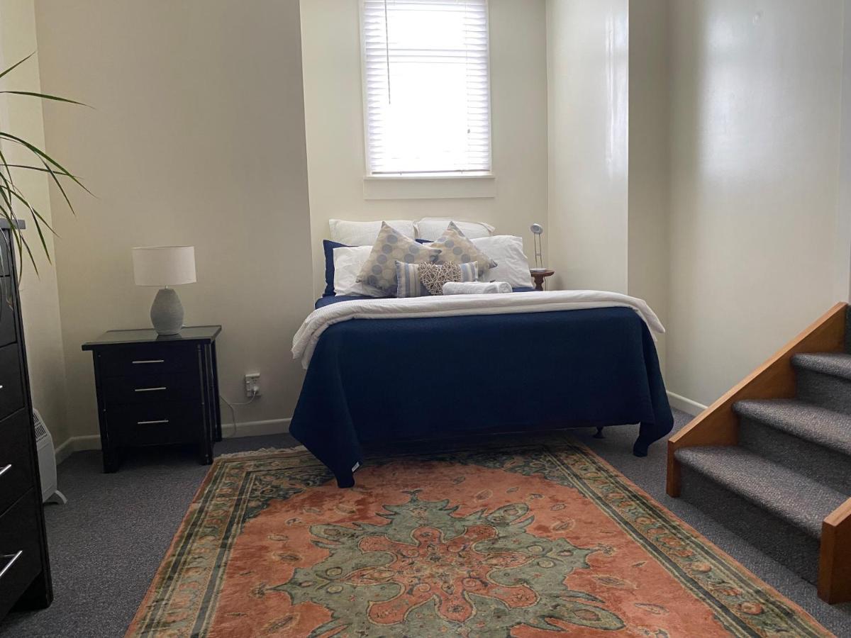 Private, Comfortable Studio. Wellington Extérieur photo